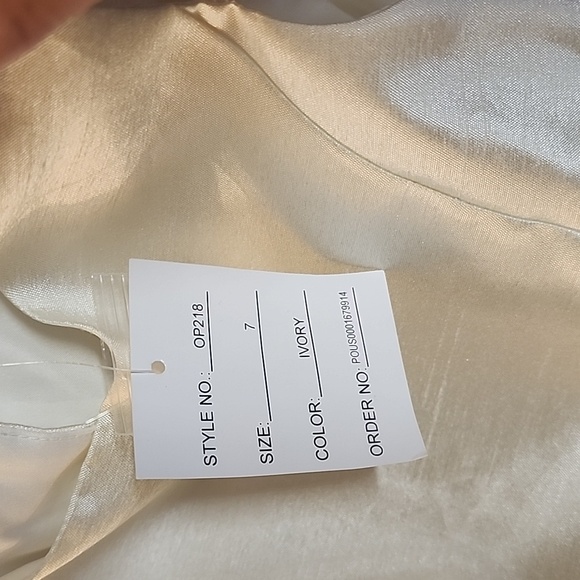 David's Bridal Flower girl/ first communion dress - Picture 9 of 11